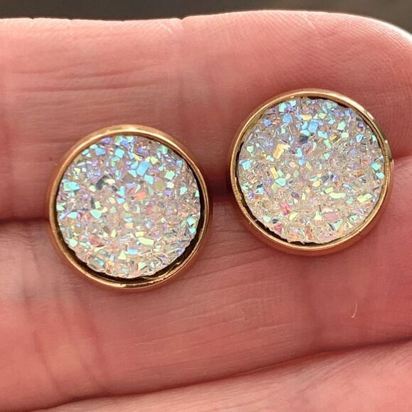 White Iridescent Prism Faux Druzy Quartz Sparkly Gold Rainbow Iced Earrings NEW - Picture 1 of 10